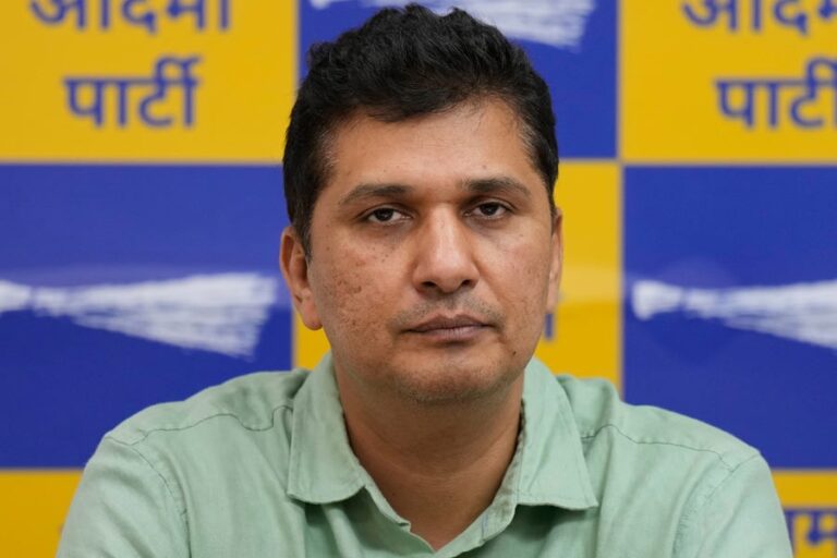 Saurabh Bharadwaj Accuses LG Vinai Saxena of Mismanagement in Delhi