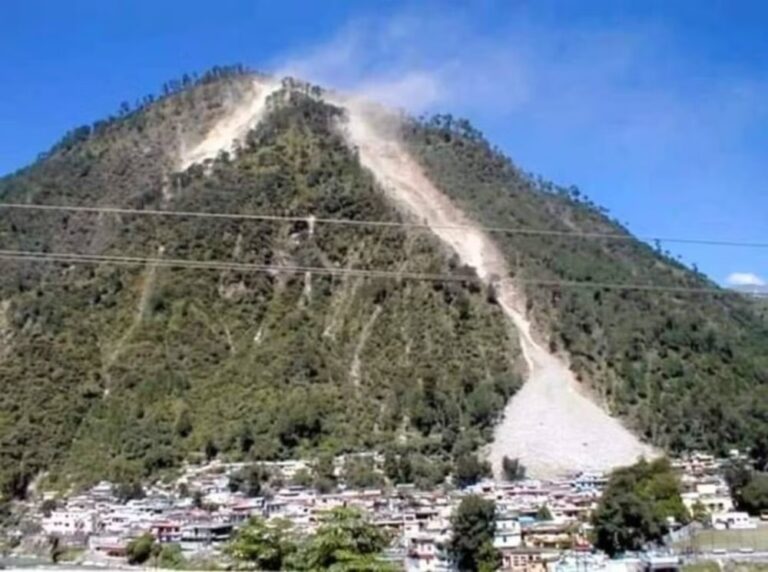 Varunavat Mountain Scares People Again After 21 Years: Landslide in 2003 Damaged Many Homes