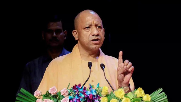 CM Yogi’s Strong Statement on Bengal Violence: “Some People Only Understand Sticks, Not Words”