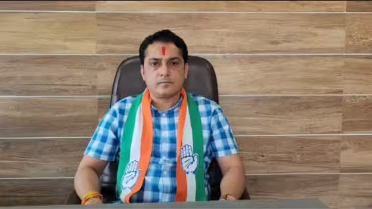 Gujarat: Congress MLA and Supporters Accused of Stone-Pelting on Police in Gir Somnath, FIR Filed
